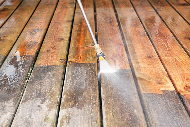 Best Deck Pressure Washing  in Hudson Falls, NY